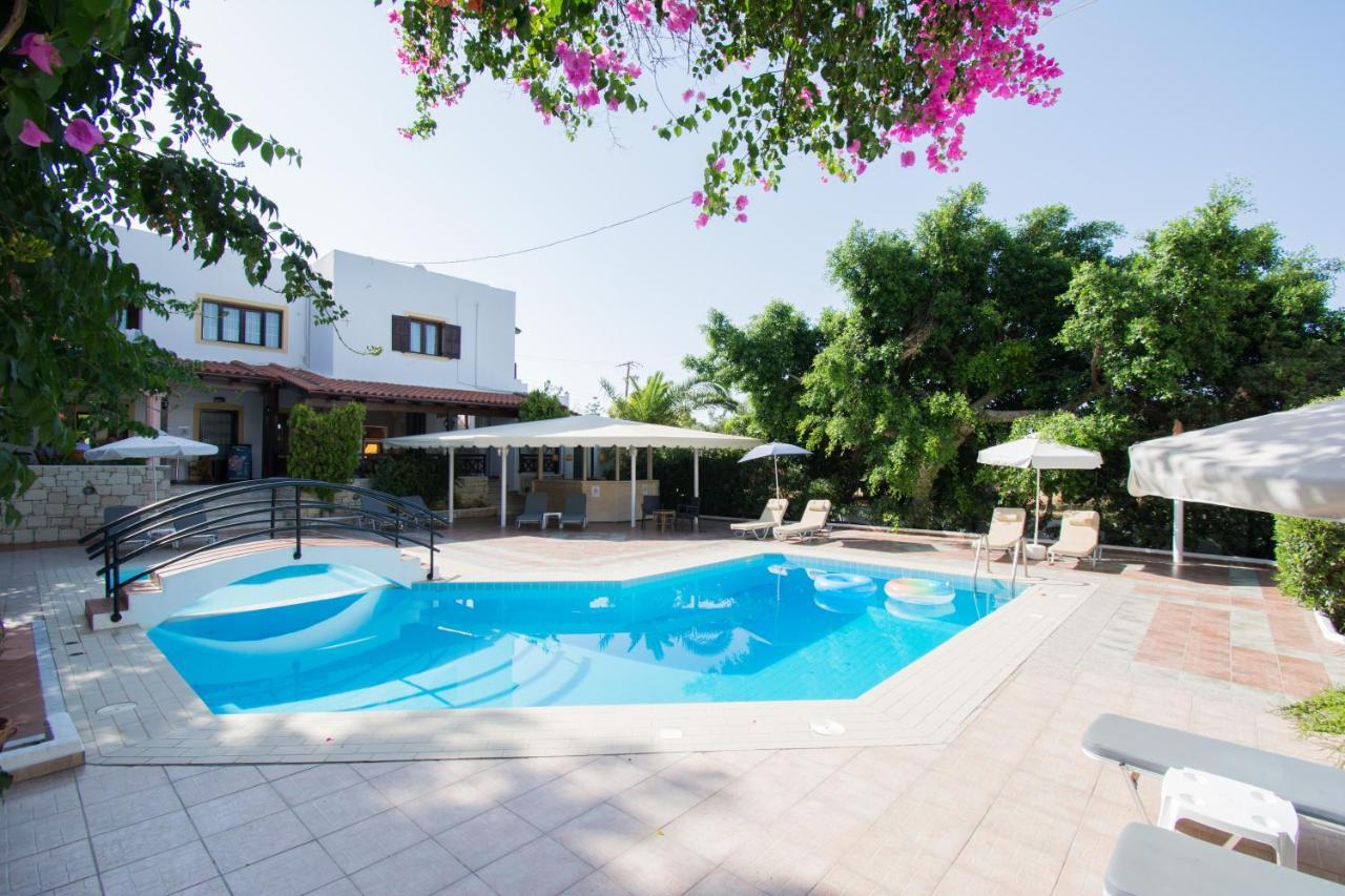 Rena Apartments Гувес Екстериор снимка